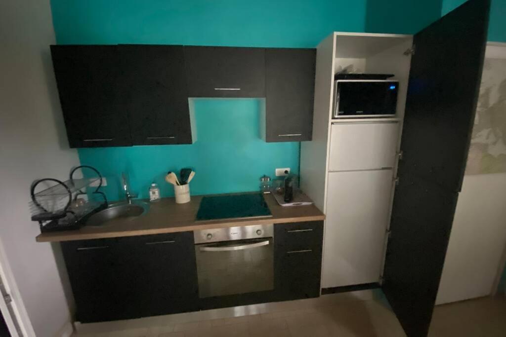 Au Calme Avec Vue Magnifique A Saint Maximin Appartement Buitenkant foto